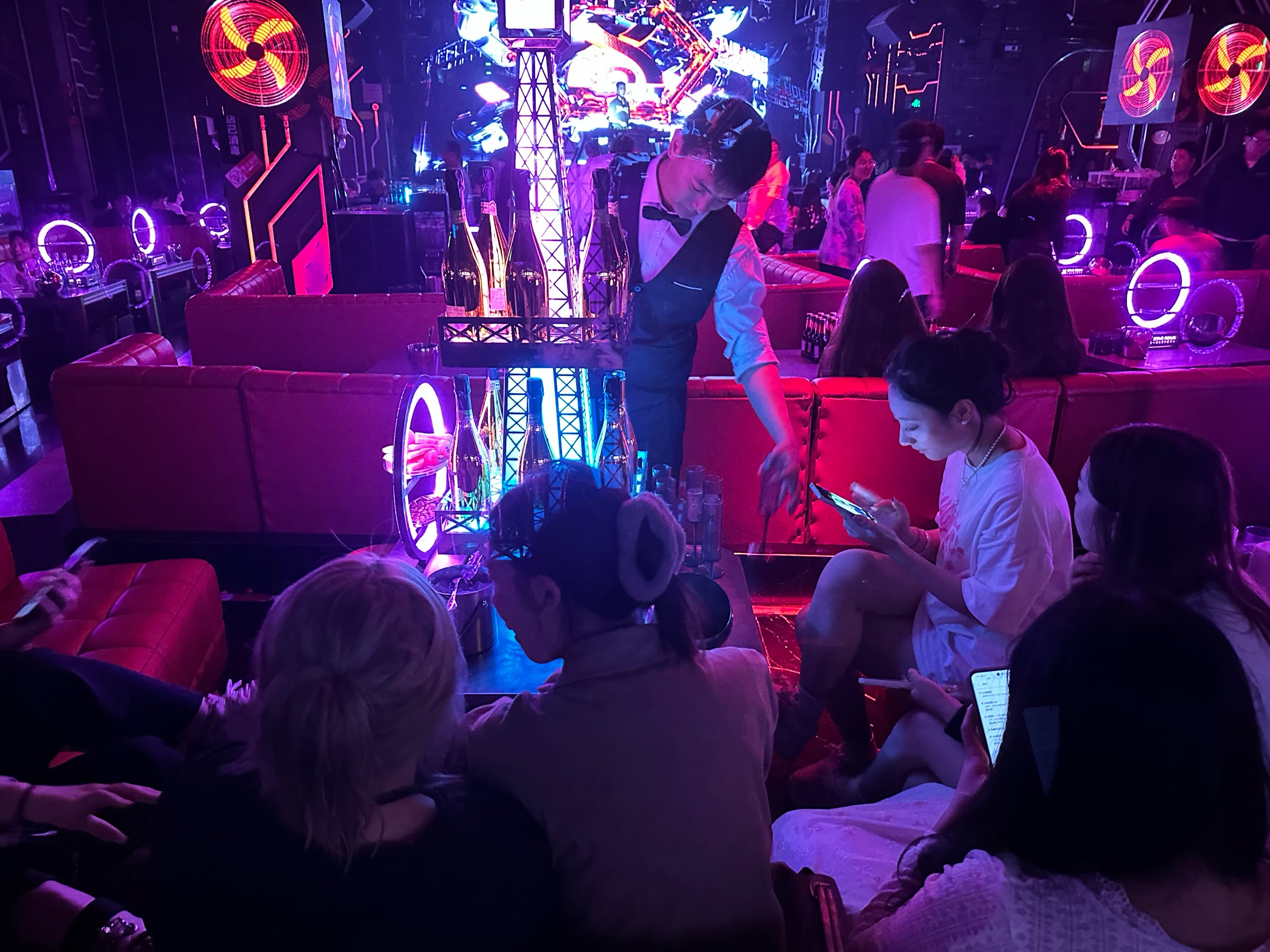 平凉商务ktv模式精彩体验-灵台县ktv预订